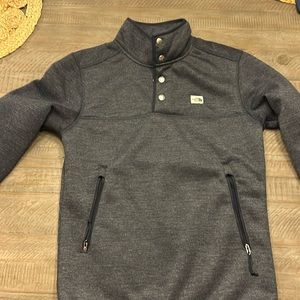 Men’s size xs The North Face Sherpa patrol pull over